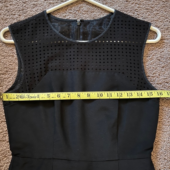 J CREW Sleeveless Perforated Fit & Flare Cocktail Dress in Black- Size 2 - Picture 11 of 13